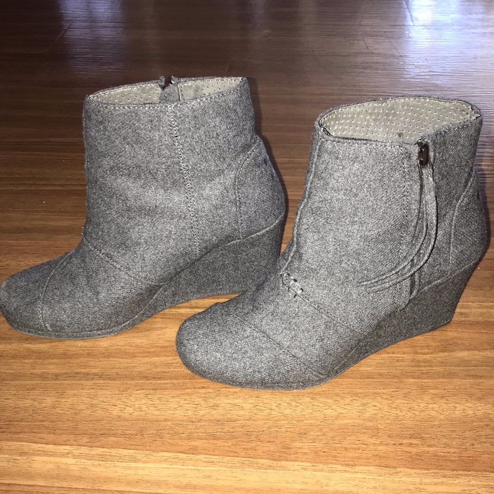 Grey Toms Booties
